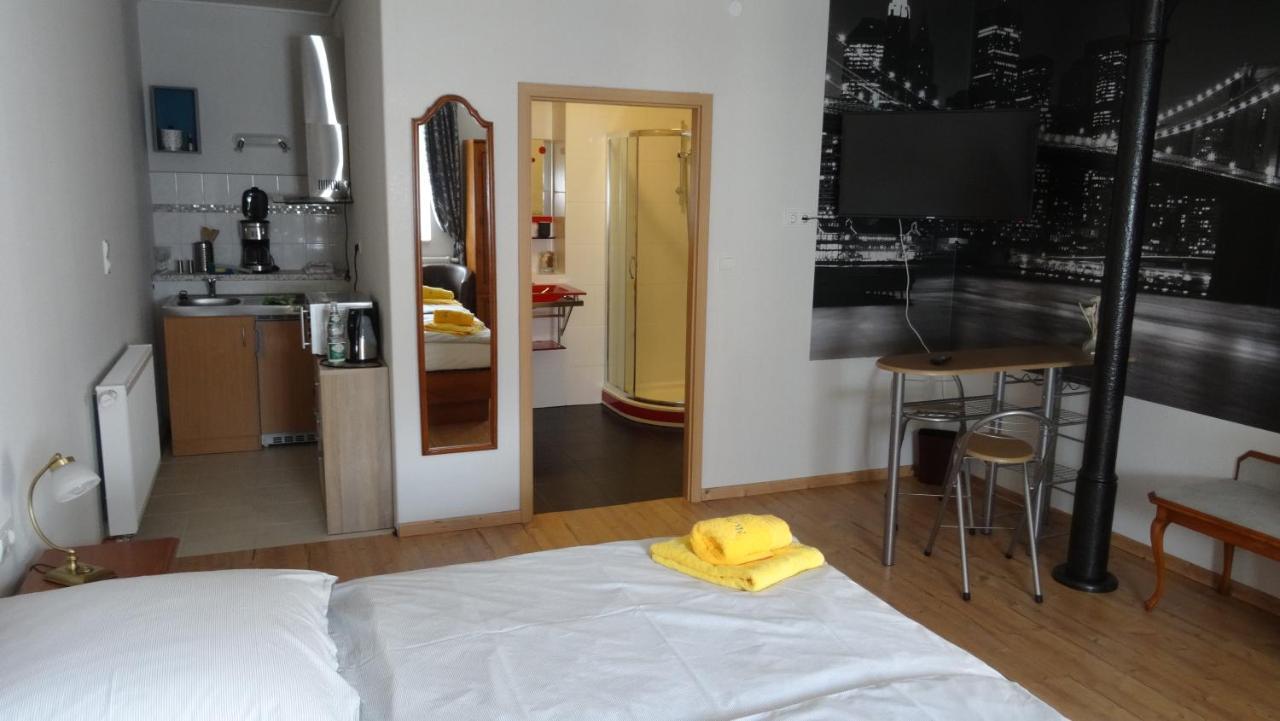 Pension Und Gaestehaus Paffrath Grossbrembach Εξωτερικό φωτογραφία